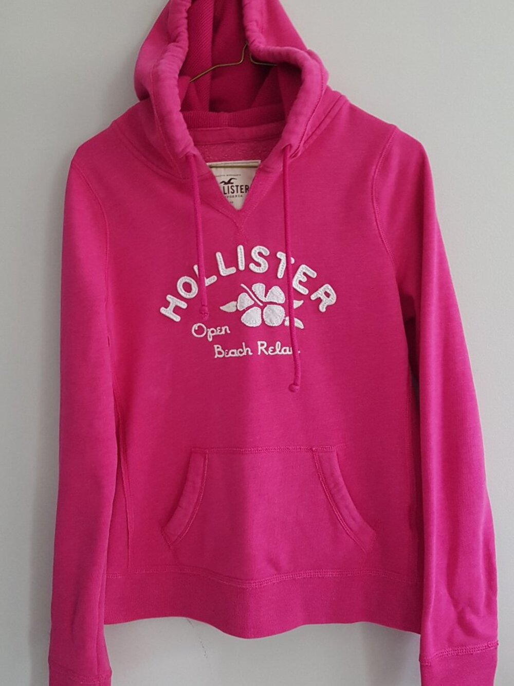 Woman Pink Hollister Sweatershirt open beach relay, pullover hoodie size M